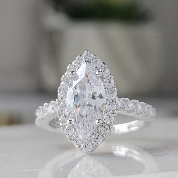 Marquise Cut Halo gemstone ring, 925 Sterling Silver - Picture 2 of 4